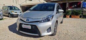 TOYOTA Yaris 1.5 Hybrid 5 porte Lounge