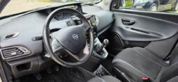 
										LANCIA Ypsilon 1.2 69 CV 5p. GPL Ecochic Silver full									