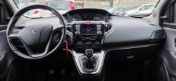
										LANCIA Ypsilon 1.2 69 CV 5p. GPL Ecochic Silver full									