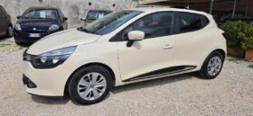 RENAULT Clio 1.2 75 CV 5p. Costume National
