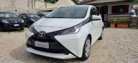 TOYOTA Aygo 1.0 VVT-i 69 CV 5 porte x-play